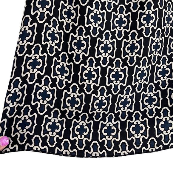 Milly New York Silk Long Sleeve Dress Black + Tan Medallion Pattern Size 0 - Picture 2 of 8